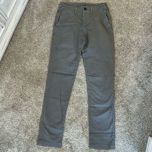 American Eagles 28/32 Gray Chinos